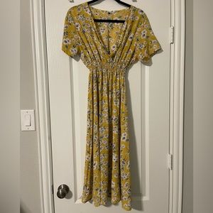 Vintage Yellow Floral Dress V Neck Short Sleeve A-Line Flowy Casual Midi Dress